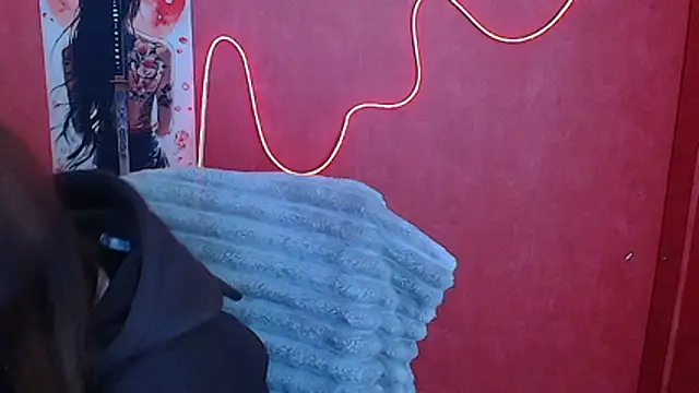 Lilu May online show from February 9, 2026, 12:20 pm