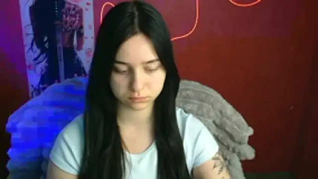 Lilu May online show from April 20, 2026, 11:46 am