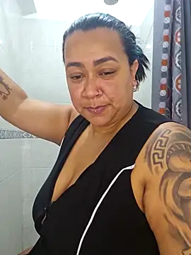 Snapshot of vicky-duarte chatting on May 8, 2026, 12:16 am vicky-duarte online show from May 8, 2026, 12:16 am