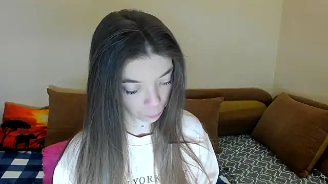 Snapshot of LikaAliston chatting on January 17, 2026, 4:50 am LikaAliston online show from January 17, 2026, 4:50 am