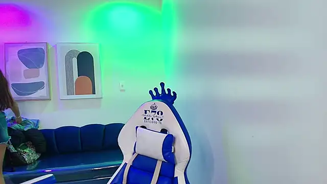 Nicole sounders online show from February 5, 2026, 11:48 am