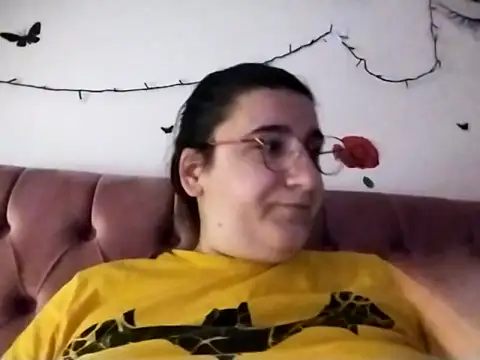 Dana92va online show from February 6, 2026, 5:38 pm