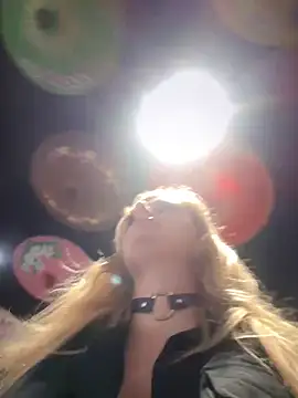 Betsy online show from December 21, 2024, 8:39 am