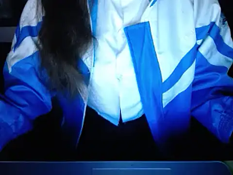 Snapshot of maian_love chatting on February 2, 2026, 7:34 pm maian love online show from February 2, 2026, 7:34 pm