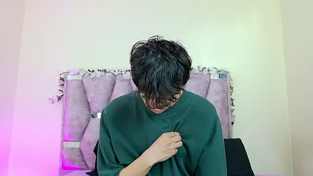 iris and damian online show from January 9, 2026, 4:21 pm