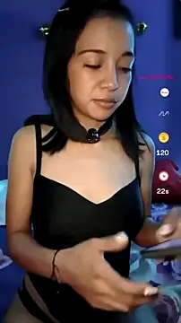 Snapshot of Honey_bun06 chatting on July 17, 2026, 5:25 am Honey bun06 online show from July 17, 2026, 5:25 am