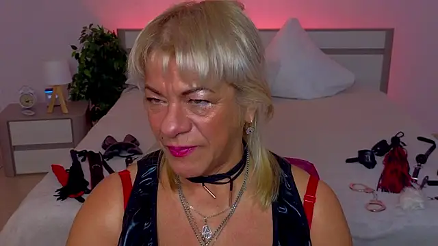 Snapshot of AnittaHarris_ chatting on March 20, 2026, 1:54 am AnittaHarris online show from March 20, 2026, 1:54 am