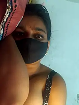 Hotty Tulip online show from February 20, 2026, 9:48 pm