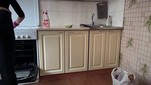 Snapshot of MALVINA0077 chatting on February 4, 2026, 11:27 am MALVINA0077 online show from February 4, 2026, 11:27 am