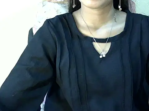 Snapshot of Shab_M chatting on April 28, 2026, 6:29 am Shab M online show from April 28, 2026, 6:29 am