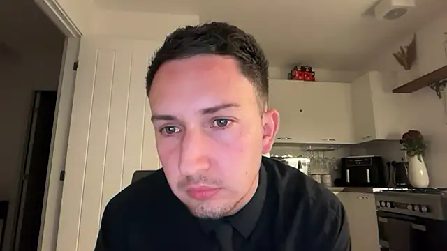 dirtyanal23 online show from April 25, 2026, 1:19 am