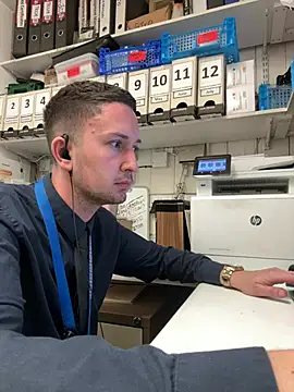 dirtyanal23 online show from April 25, 2026, 9:23 pm