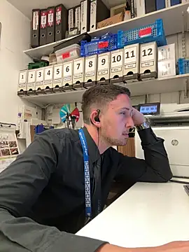 dirtyanal23 online show from April 27, 2026, 10:08 pm