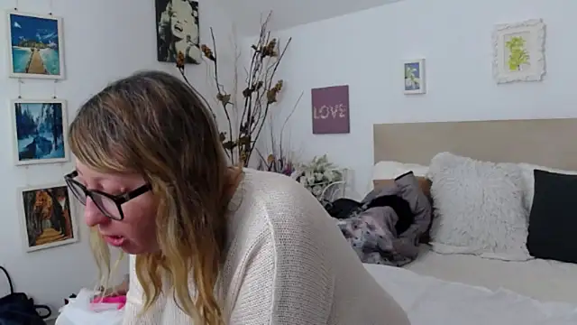 Snapshot of OlgaPavlova chatting on February 17, 2026, 1:18 pm OlgaPavlova online show from February 17, 2026, 1:18 pm