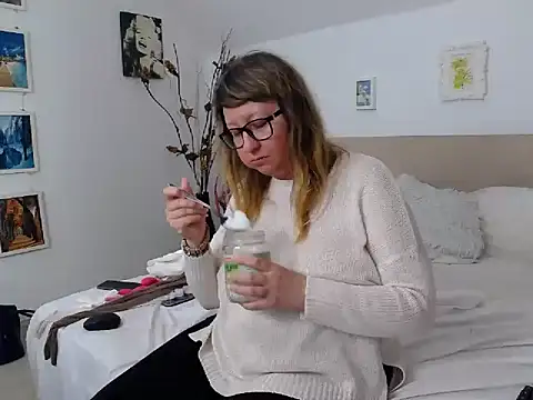 Snapshot of OlgaPavlova chatting on April 23, 2026, 11:31 am OlgaPavlova online show from April 23, 2026, 11:31 am