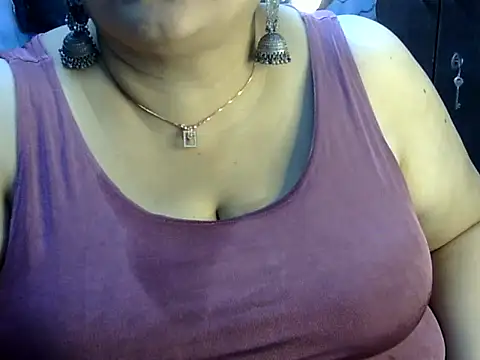 Snapshot of Soniya_Sha chatting on July 28, 2026, 3:21 pm Soniya Sha online show from July 28, 2026, 3:21 pm