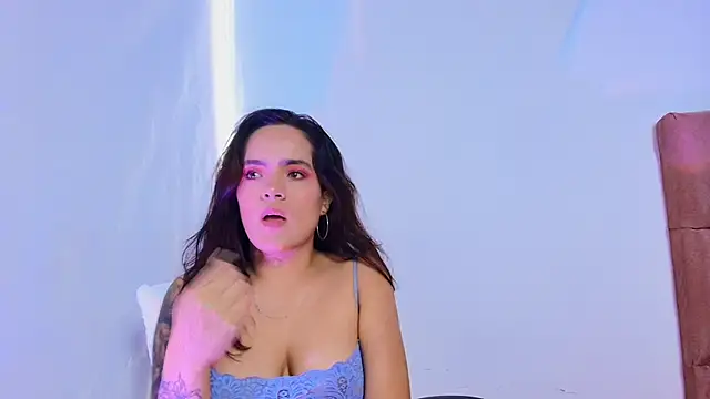 Snapshot of sara_santana__ chatting on February 15, 2026, 12:14 pm sara santana online show from February 15, 2026, 12:14 pm