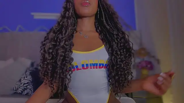 Snapshot of Aura_sun chatting on April 4, 2026, 11:29 am Aura sun online show from April 4, 2026, 11:29 am