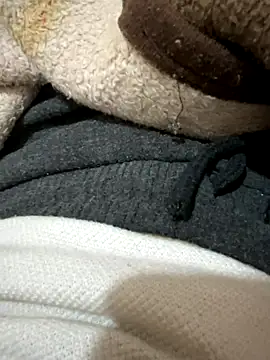 Snapshot of riballll9 chatting on December 16, 2025, 4:39 am riballll9 online show from December 16, 2025, 4:39 am