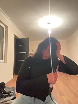 tesaa1212 online show from January 13, 2026, 4:34 pm