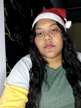 Snapshot of VaneandRossy chatting on December 20, 2025, 4:41 am VaneandRossy online show from December 20, 2025, 4:41 am