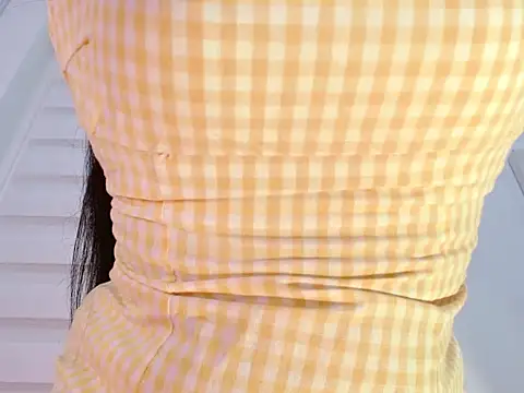 heellcat   online show from December 4, 2025, 2:37 pm