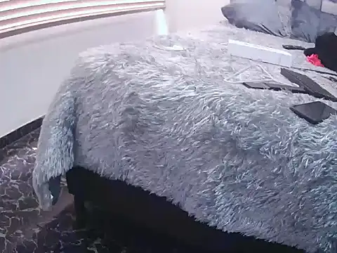 Fernanda andrew online show from March 30, 2026, 4:19 pm