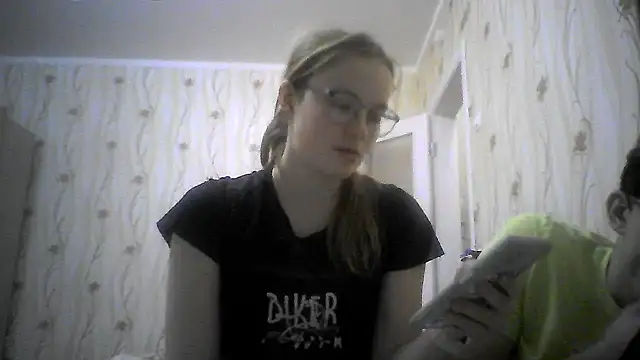 EvgeniyXAnna online show from February 10, 2026, 8:57 pm