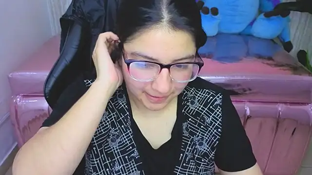 eva smit t online show from February 10, 2026, 3:32 am