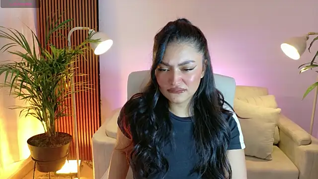 Snapshot of victoria___moon chatting on February 7, 2026, 1:26 pm victoria moon online show from February 7, 2026, 1:26 pm