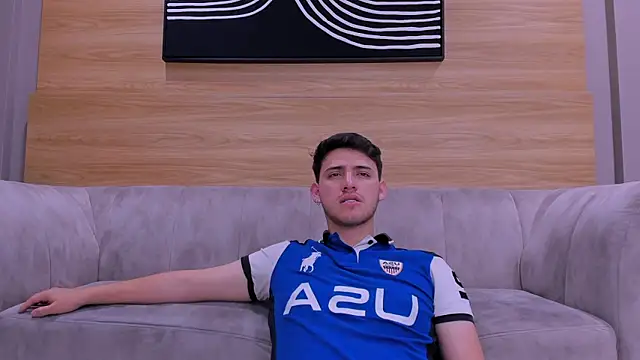 Snapshot of big__friends chatting on January 15, 2026, 6:55 pm big friends online show from January 15, 2026, 6:55 pm