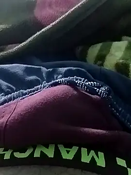 Snapshot of lundkaraja8084 chatting on December 5, 2025, 2:25 pm lundkaraja8084 online show from December 5, 2025, 2:25 pm