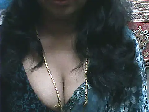 Preeti345 online show from January 10, 2026, 8:49 am