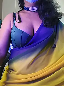 Preeti345 online show from July 21, 2026, 6:43 pm