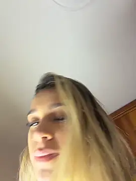 Sophie-velvet online show from June 30, 2026, 4:19 pm