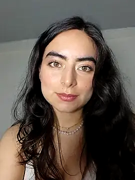 Snapshot of saasha_Petit chatting on February 24, 2026, 11:08 am saasha Petit online show from February 24, 2026, 11:08 am