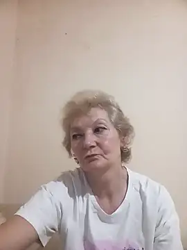 Snapshot of Calypso-Loove chatting on December 21, 2025, 12:23 pm Calypso-Loove online show from December 21, 2025, 12:23 pm
