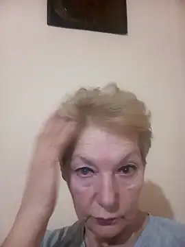 Snapshot of Calypso-Loove chatting on January 12, 2026, 2:44 pm Calypso-Loove online show from January 12, 2026, 2:44 pm
