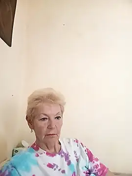 Snapshot of Calypso-Loove chatting on June 8, 2026, 11:43 am Calypso-Loove online show from June 8, 2026, 11:43 am