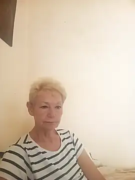 Snapshot of Calypso-Loove chatting on June 29, 2026, 11:32 am Calypso-Loove online show from June 29, 2026, 11:32 am