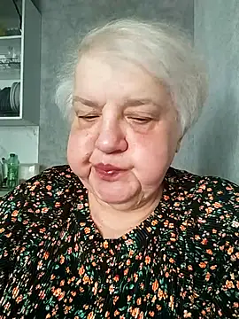 HapinessLovee online show from May 15, 2026, 7:15 am