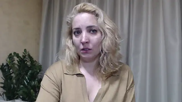 sweetpussy online show from February 28, 2026, 12:06 pm