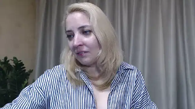 Snapshot of sweetpussy chatting on May 16, 2026, 2:49 pm sweetpussy online show from May 16, 2026, 2:49 pm