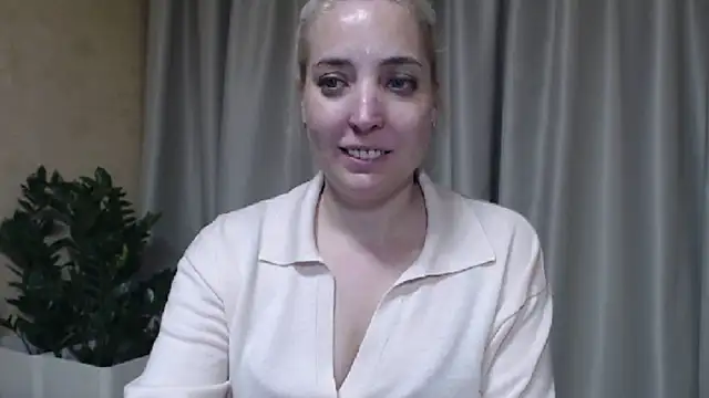 Snapshot of sweetpussy chatting on May 31, 2026, 6:09 pm sweetpussy online show from May 31, 2026, 6:09 pm