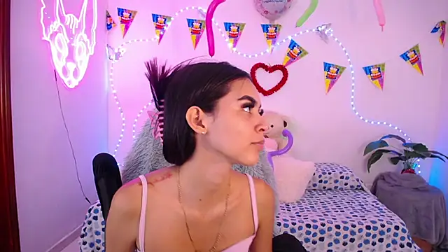 Sofia tgn online show from May 25, 2026, 6:36 pm