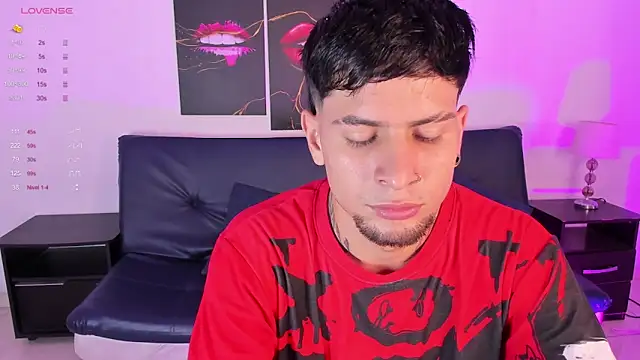 vaalentiino online show from March 4, 2026, 2:01 pm