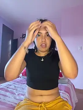  Laurentt  online show from February 12, 2026, 11:16 am