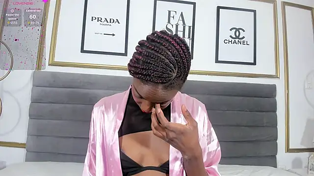 Snapshot of Ririblonde1 chatting on December 21, 2025, 12:34 pm Ririblonde1 online show from December 21, 2025, 12:34 pm