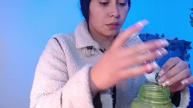 Snapshot of naomybenedetti chatting on January 15, 2026, 12:54 pm naomybenedetti online show from January 15, 2026, 12:54 pm