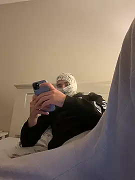 Snapshot of phantom898983 chatting on March 17, 2026, 7:55 am phantom898983 online show from March 17, 2026, 7:55 am